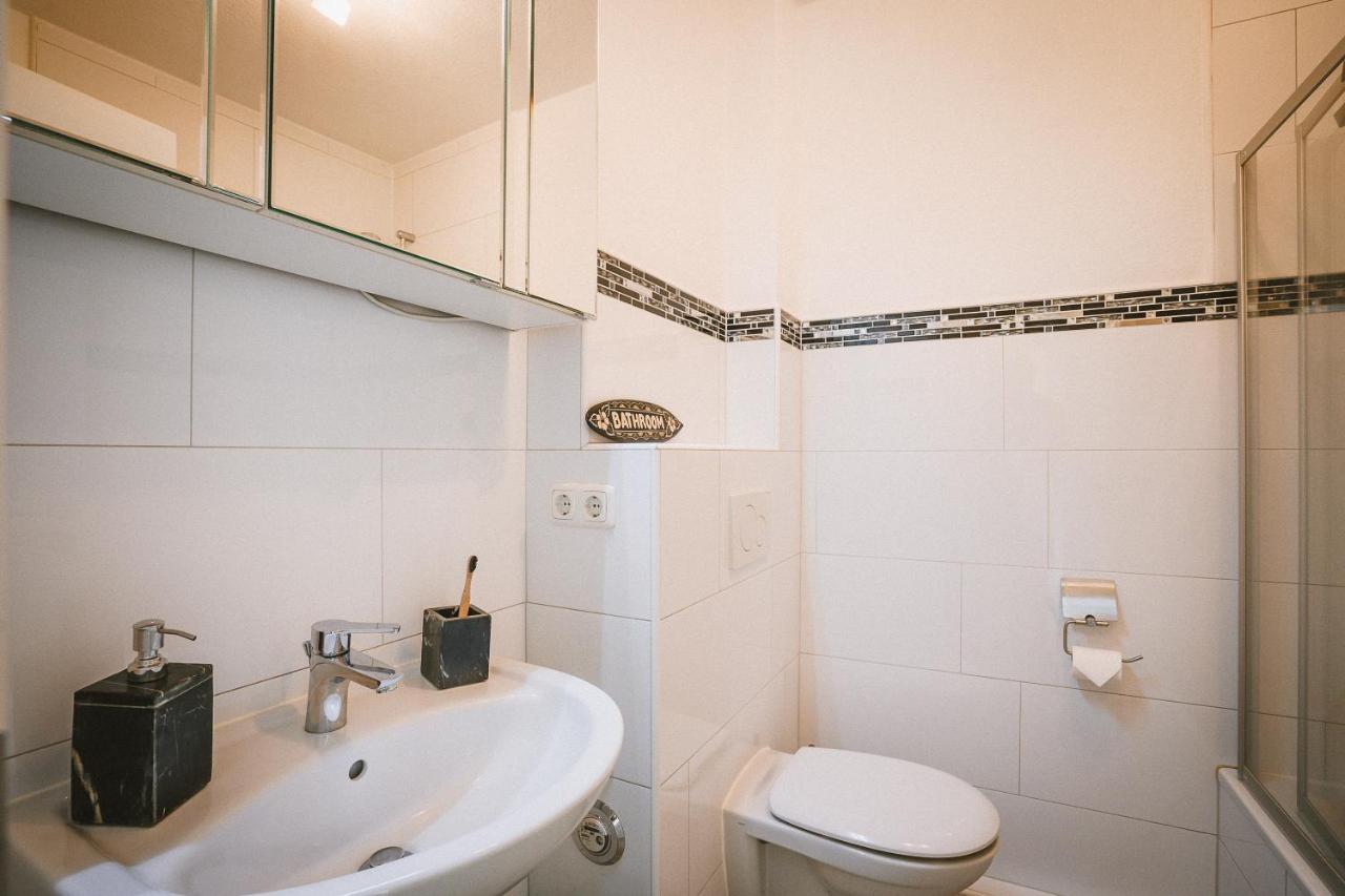 Sadebo Apartments Luebeck Mit Terrasse Oder Balkon מראה חיצוני תמונה