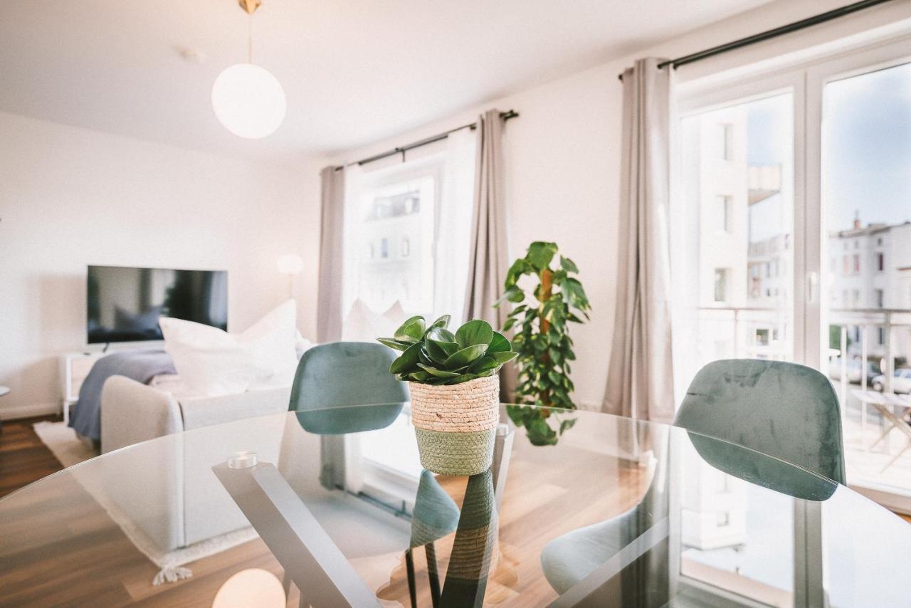 Sadebo Apartments Luebeck Mit Terrasse Oder Balkon מראה חיצוני תמונה