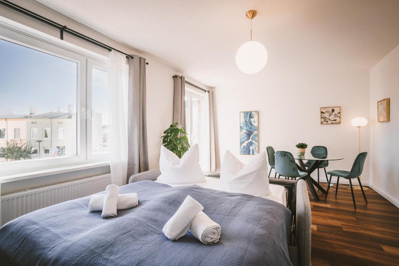 Sadebo Apartments Luebeck Mit Terrasse Oder Balkon מראה חיצוני תמונה
